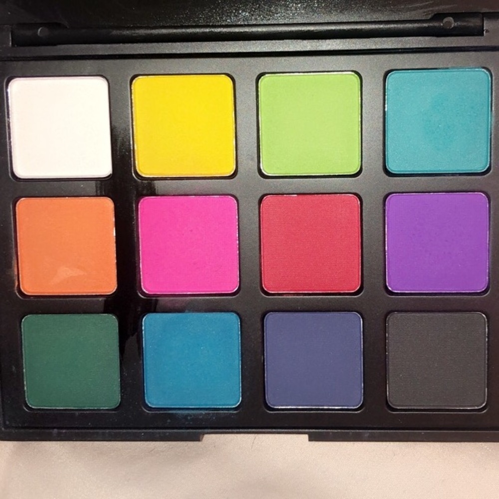 Morphe 12p